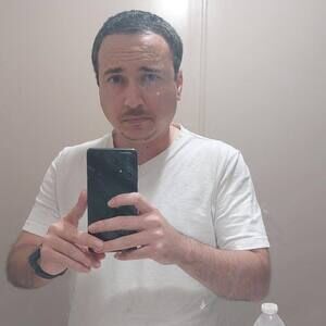 Meet your Posher, Adan